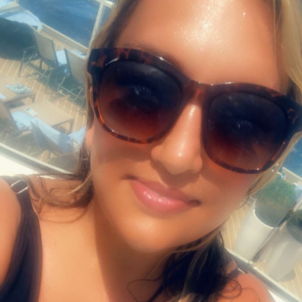 Meet your Posher, Kim